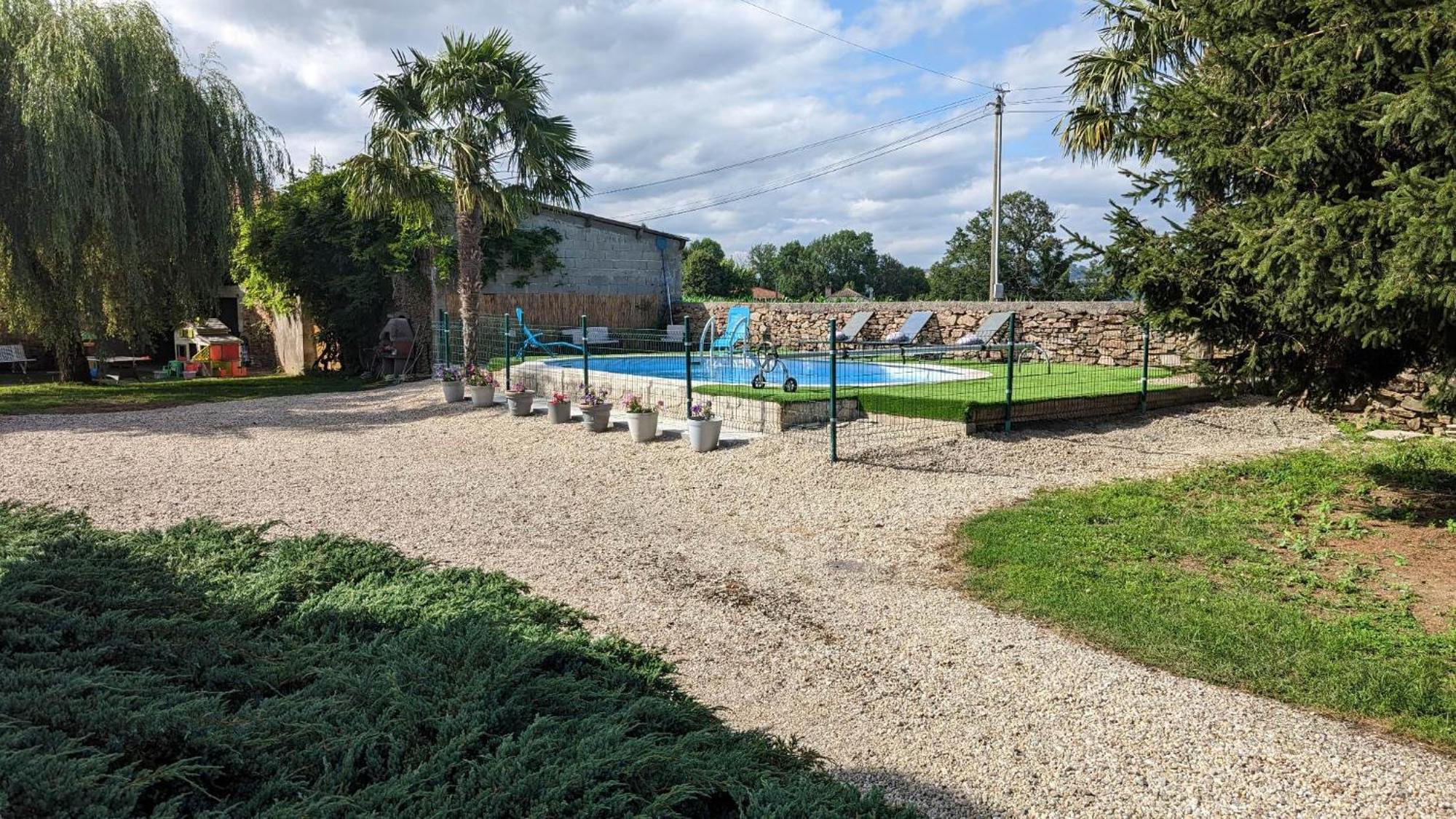 La Salabertie Hotel Bagnac Bagian luar foto